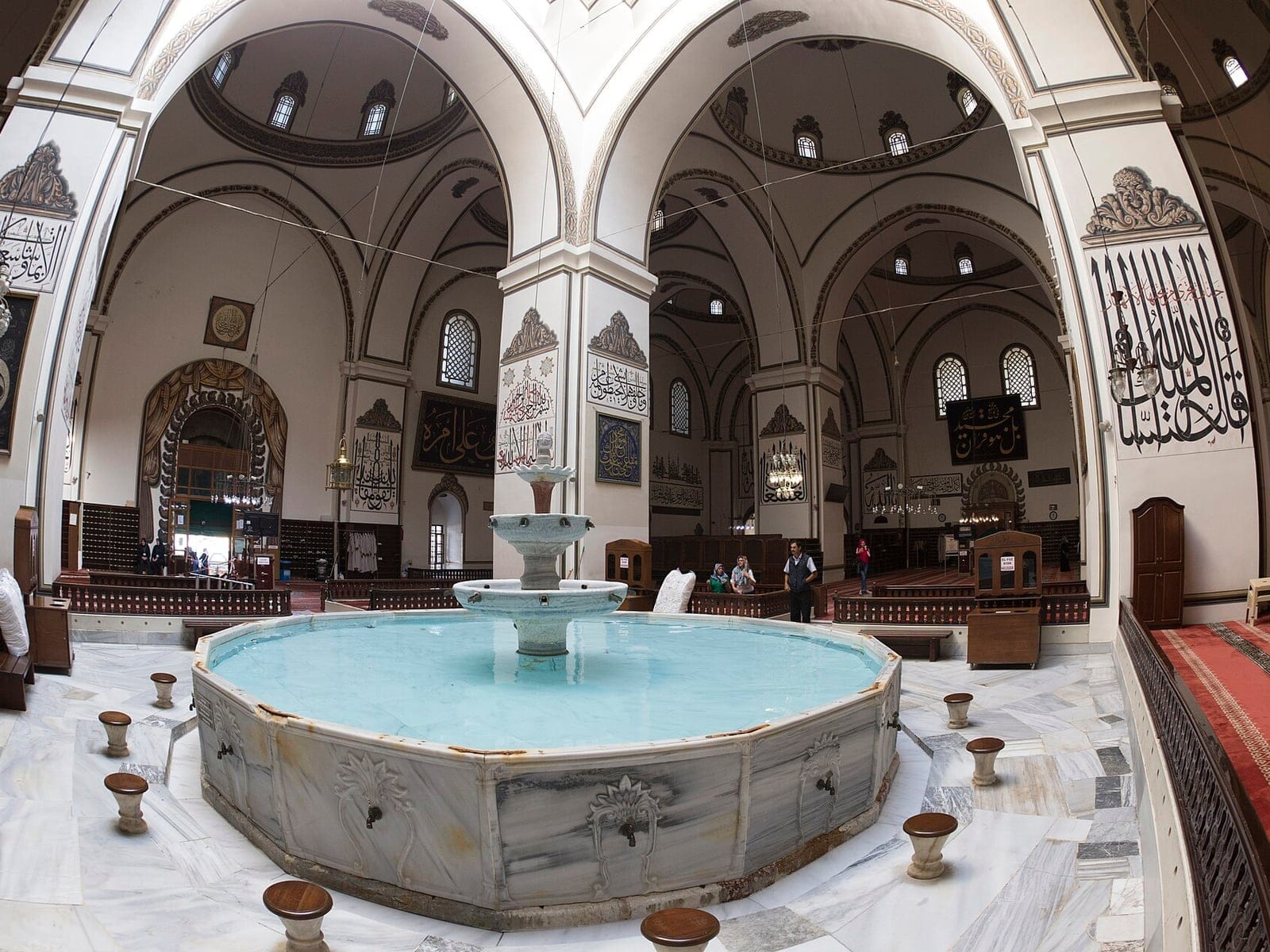 Ulu Cami Huzuru & Kubbeleri