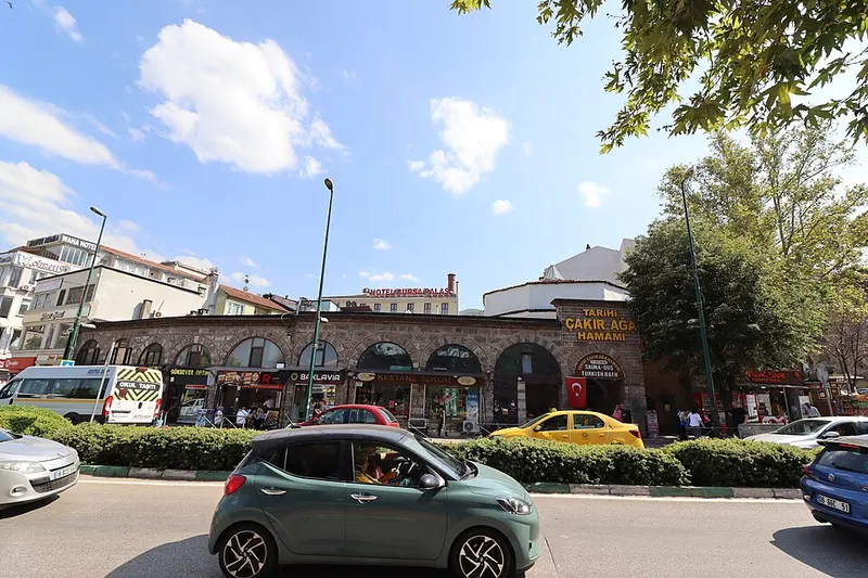 Nilüfer 歴史的ハマム(公衆浴場) (Gölyazı)